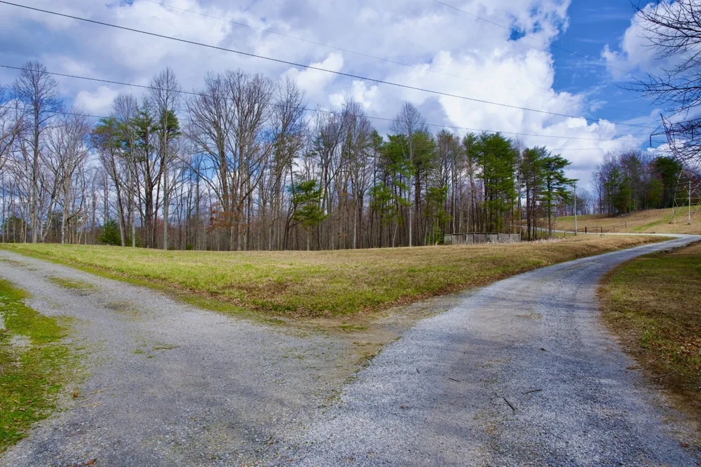 0 Daus Mountain Rd Palmer, TN 37365