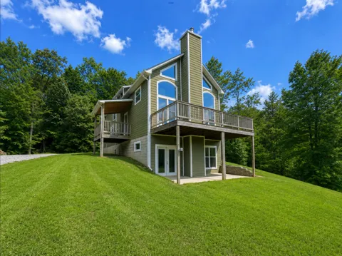 4042 Jones Hollow Road