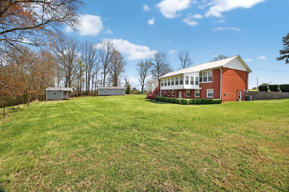 165 Almyra Rd Sparta, TN 38583