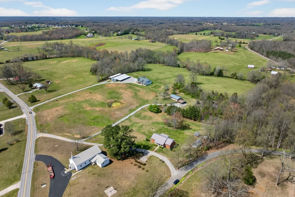165 Almyra Rd Sparta, TN 38583