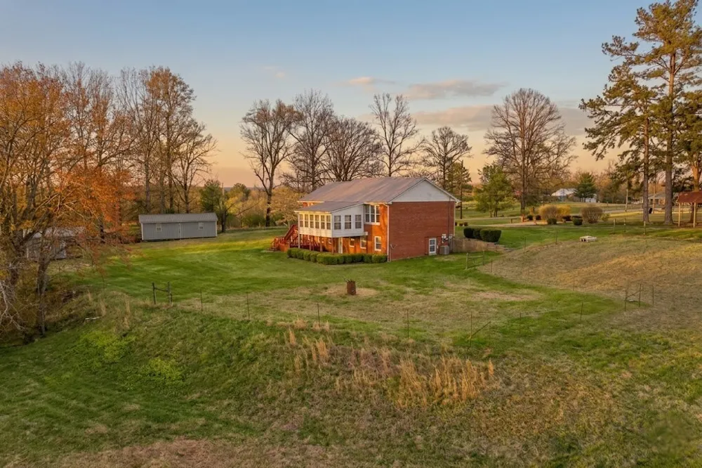 165 Almyra Rd Sparta, TN 38583
