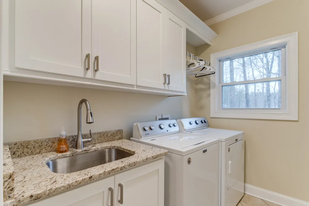 374 Eagle Lake Rd Coalmont, TN 37313