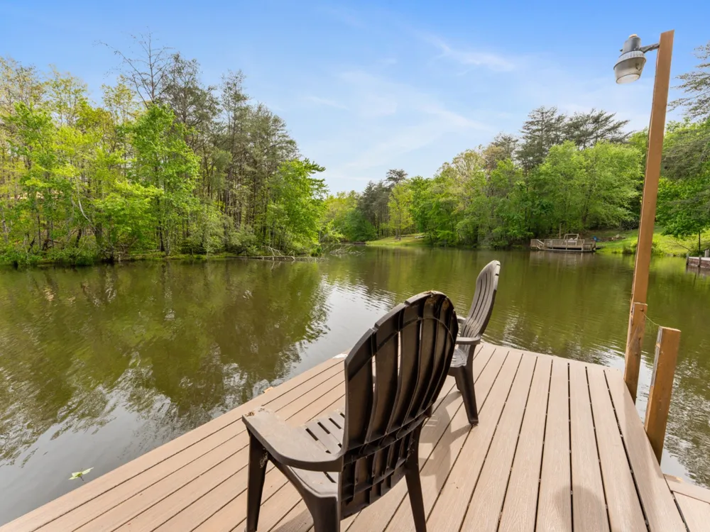 374 Eagle Lake Rd Coalmont, TN 37313