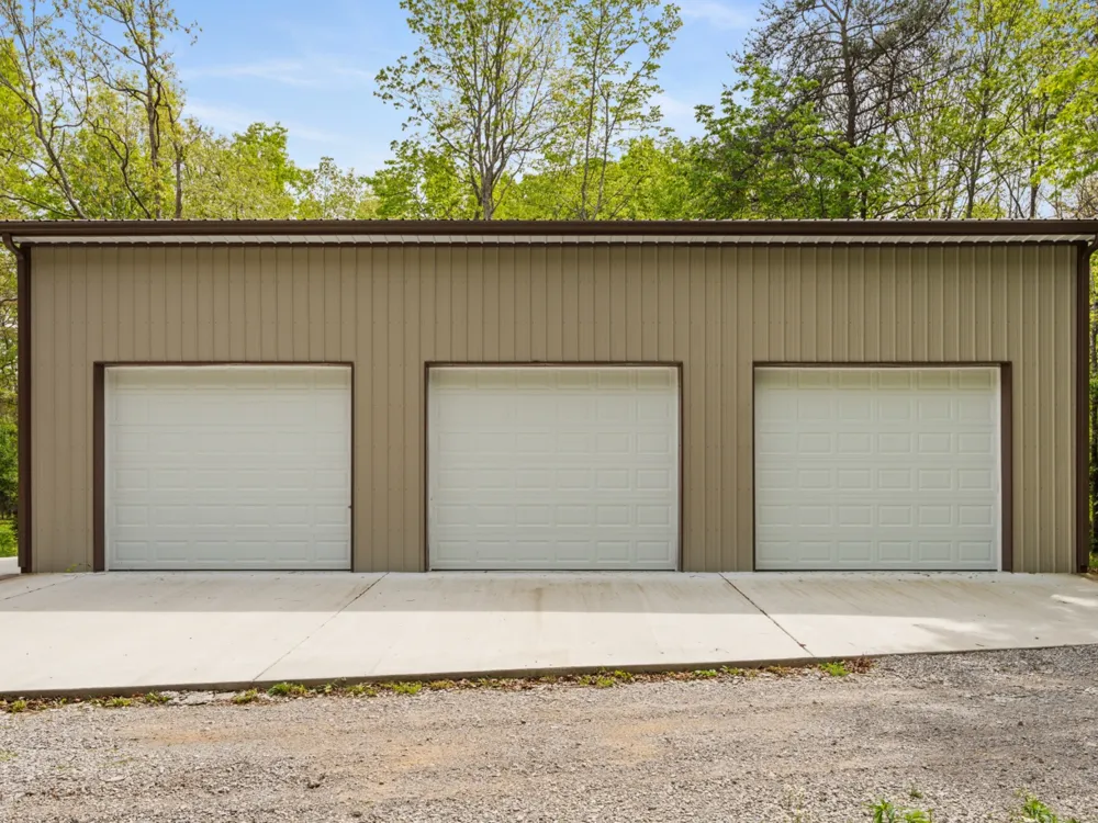 374 Eagle Lake Rd Coalmont, TN 37313