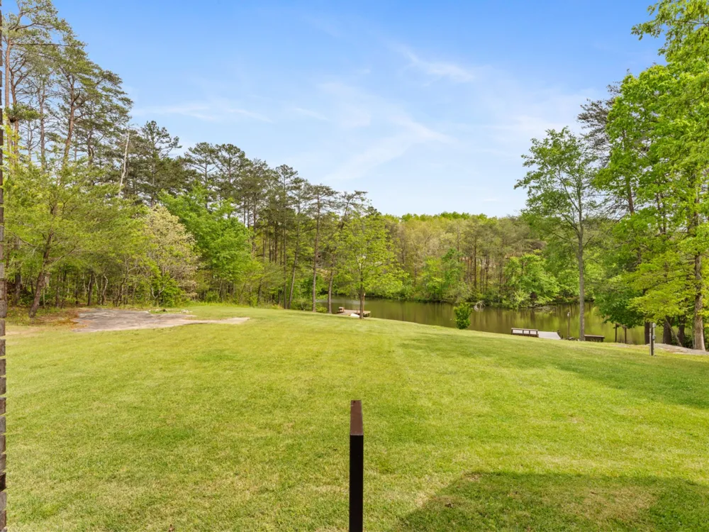 374 Eagle Lake Rd Coalmont, TN 37313