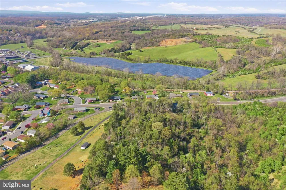 HAPPY CREEK ROAD Front Royal, VA 22630