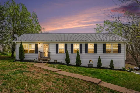 550 Gregory Rd