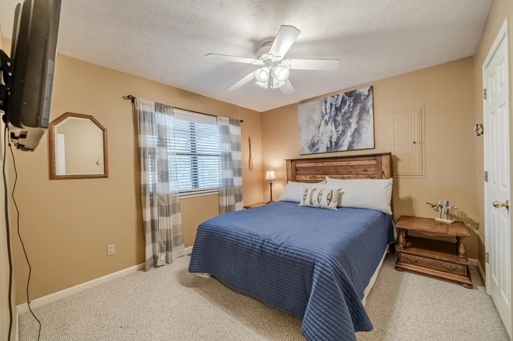 65 L SEALY CV Counce, TN 38326