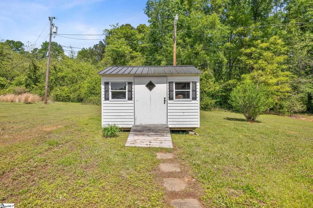 309 E Hampton Avenue Honea Path, SC 29654
