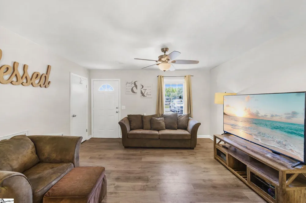 309 E Hampton Avenue Honea Path, SC 29654