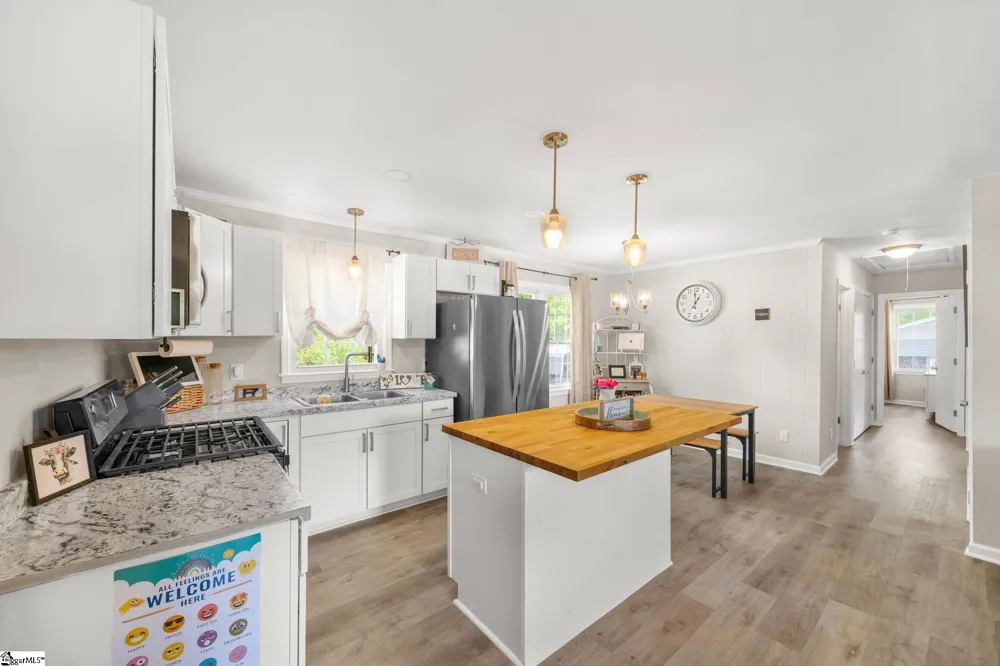 309 E Hampton Avenue Honea Path, SC 29654