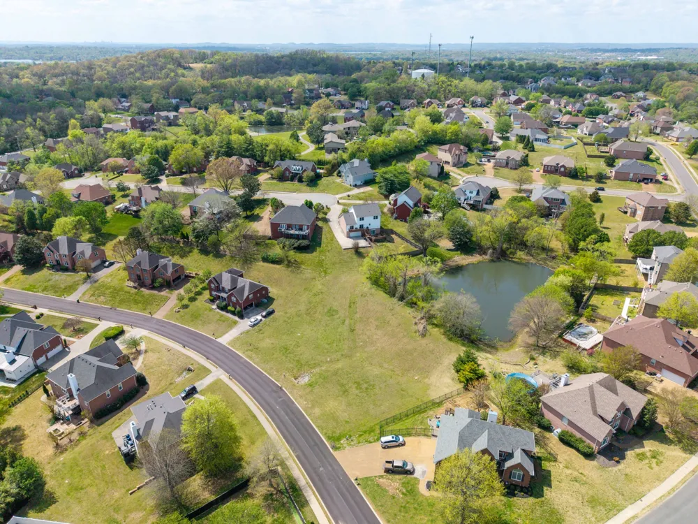 115 Cumberland Pl Hendersonville, TN 37075