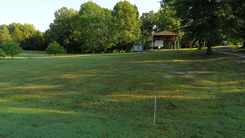 17 Clearwater Cr Bath Springs, TN 38311