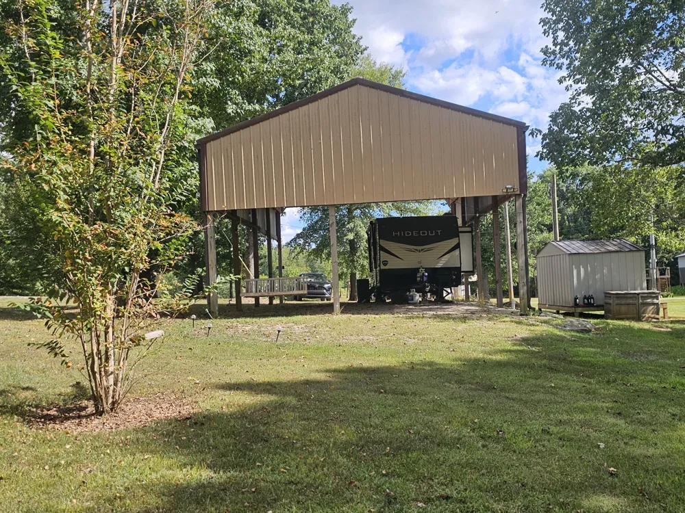 17 Clearwater Cr Bath Springs, TN 38311
