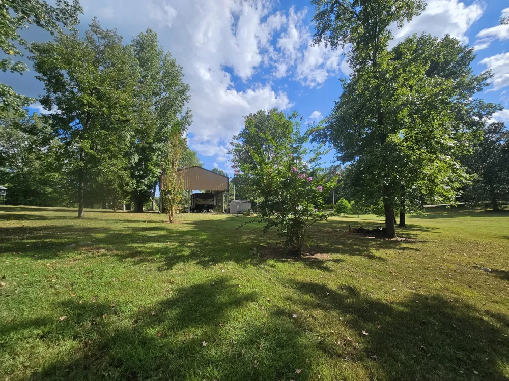17 Clearwater Cr Bath Springs, TN 38311