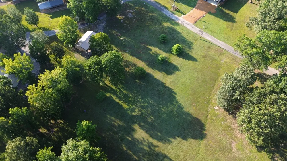17 Clearwater Cr Bath Springs, TN 38311