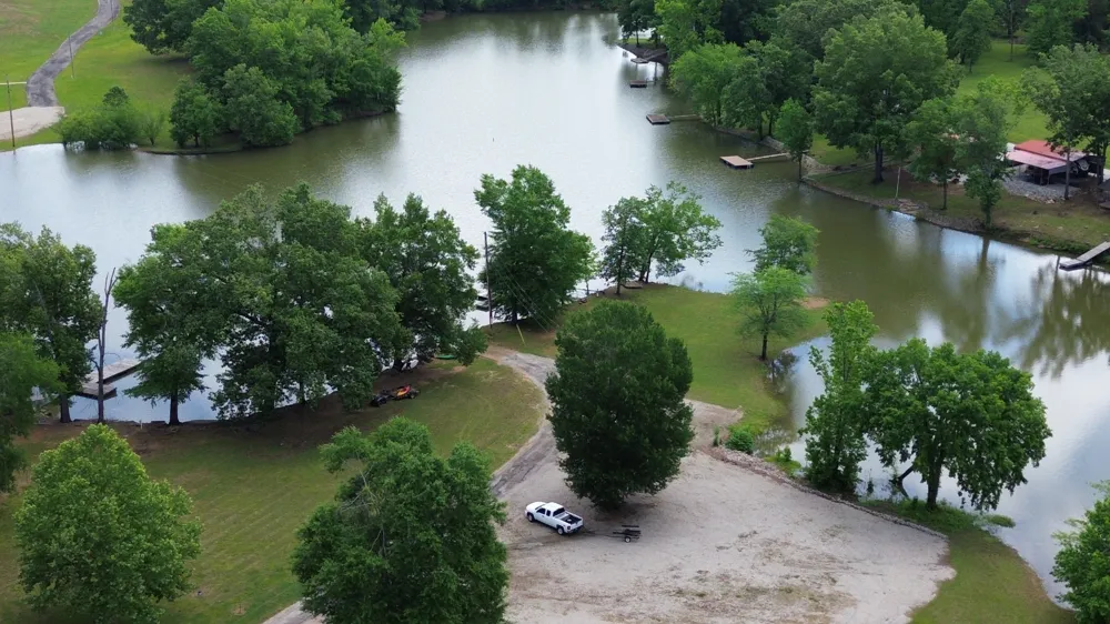 17 Clearwater Cr Bath Springs, TN 38311