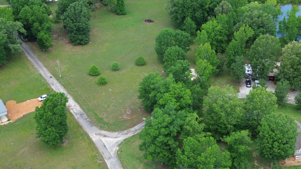 17 Clearwater Cr Bath Springs, TN 38311