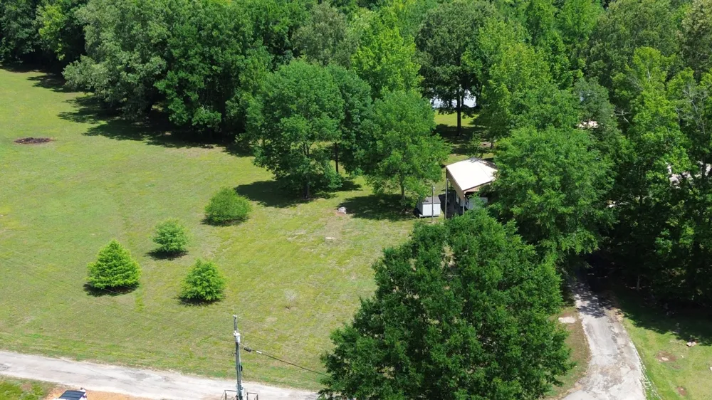 17 Clearwater Cr Bath Springs, TN 38311