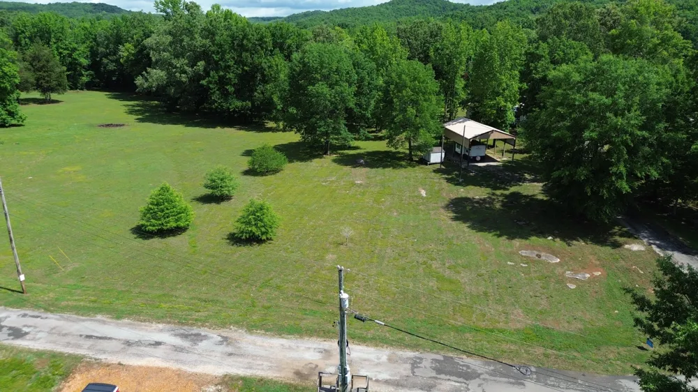 17 Clearwater Cr Bath Springs, TN 38311
