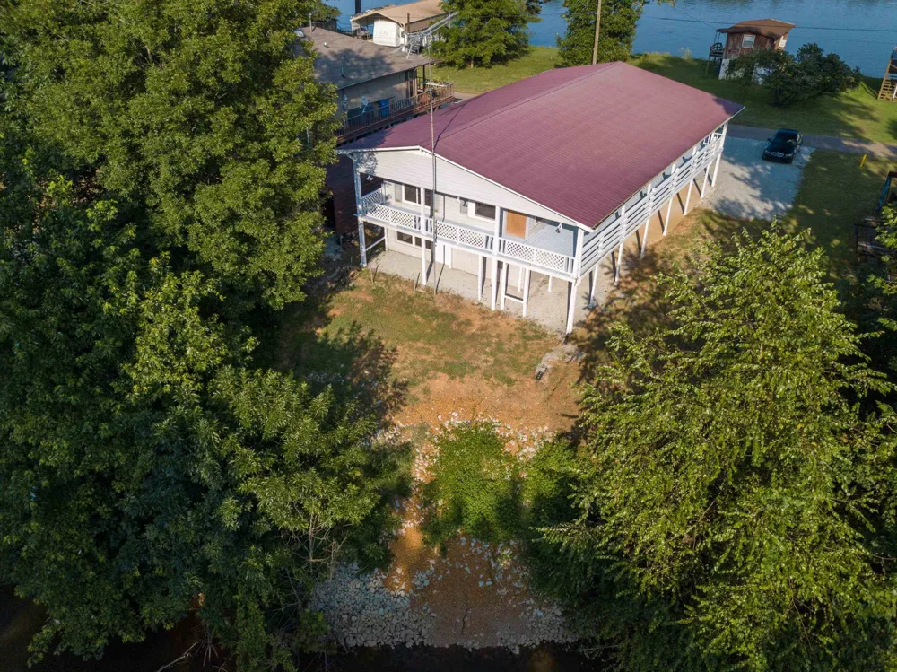 70 POINT WAY Saltillo, TN 38370