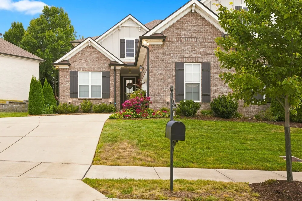 602 Lake Reserve Cv Hermitage, TN 37076