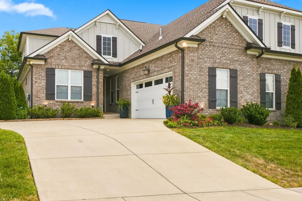 602 Lake Reserve Cv Hermitage, TN 37076