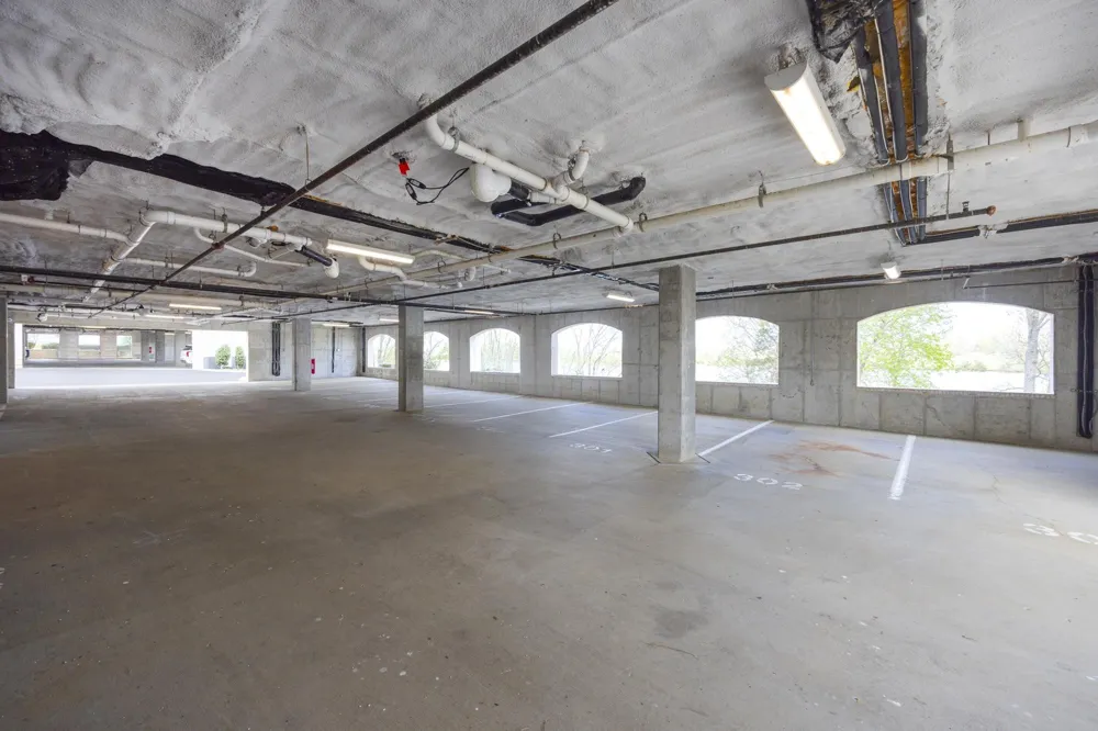 1024 Club View Dr #E 102 Gallatin, TN 37066