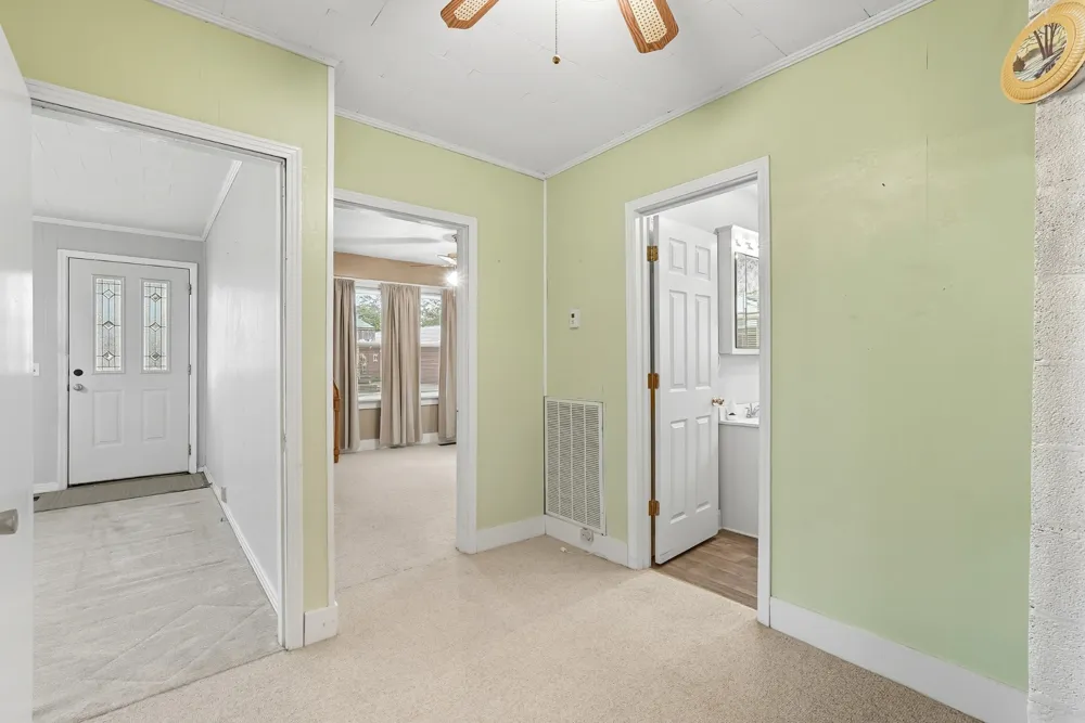 135 Main St Mc Ewen, TN 37101