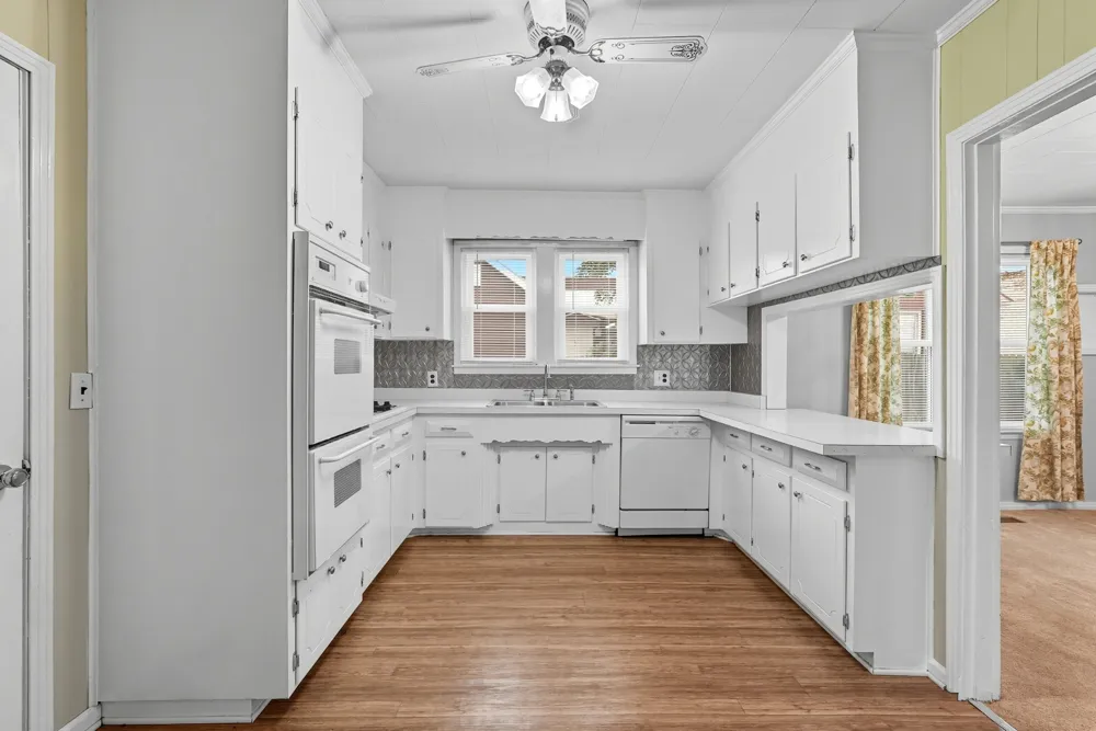 135 Main St Mc Ewen, TN 37101