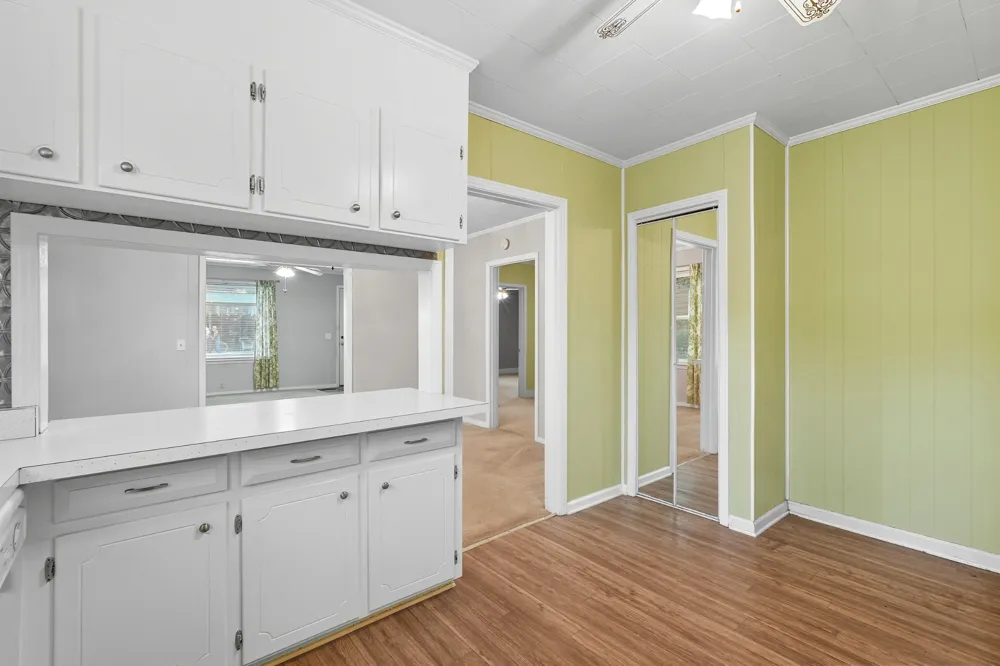 135 Main St Mc Ewen, TN 37101