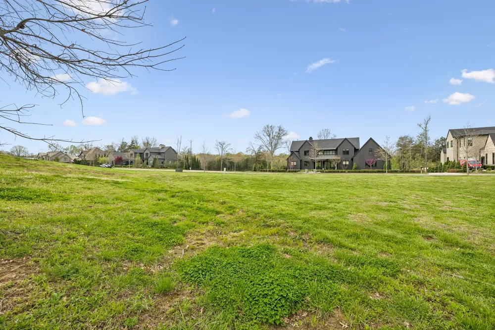 7124 Lanceleaf Dr College Grove, TN 37046