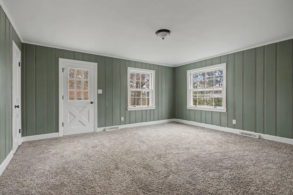 107 Cherry St Centerville, TN 37033