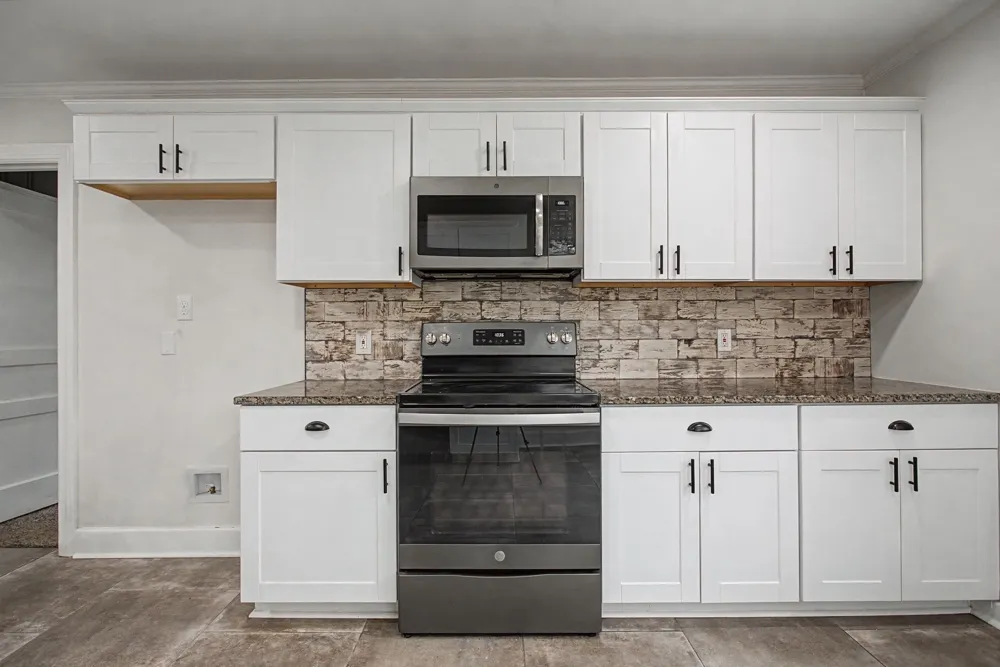 107 Cherry St Centerville, TN 37033