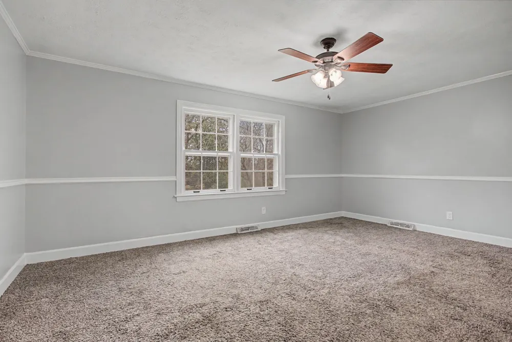 107 Cherry St Centerville, TN 37033
