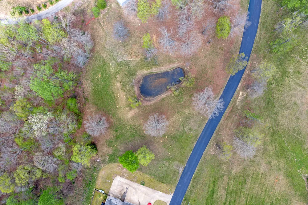 272 RIVERS EDGE DR Bath Springs, TN 38311