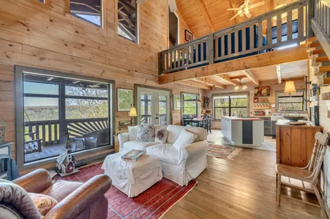1841 Laurel Lake Dr