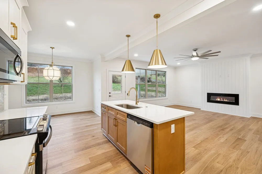 1561 Opossum Paw Rd Beechgrove, TN 37018