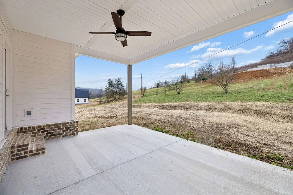 1561 Opossum Paw Rd Beechgrove, TN 37018