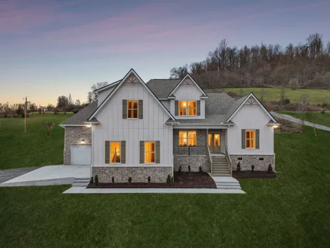 1561 Opossum Paw Rd