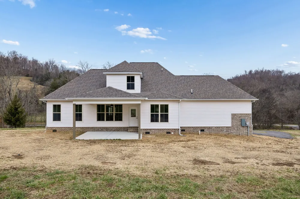 1561 Opossum Paw Rd Beechgrove, TN 37018