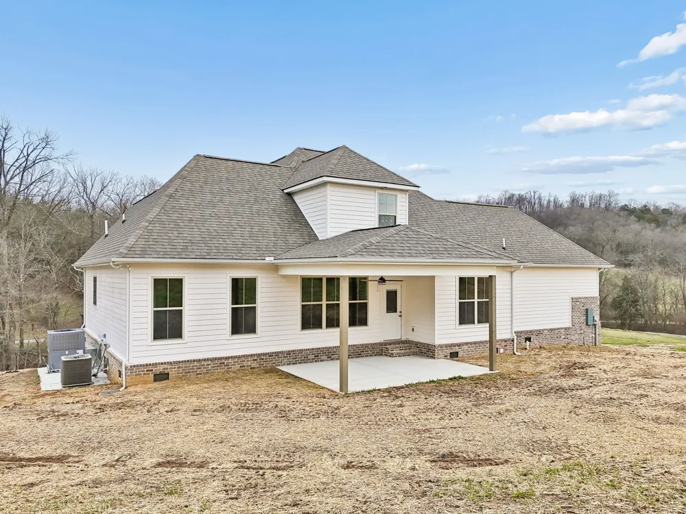 1561 Opossum Paw Rd Beechgrove, TN 37018