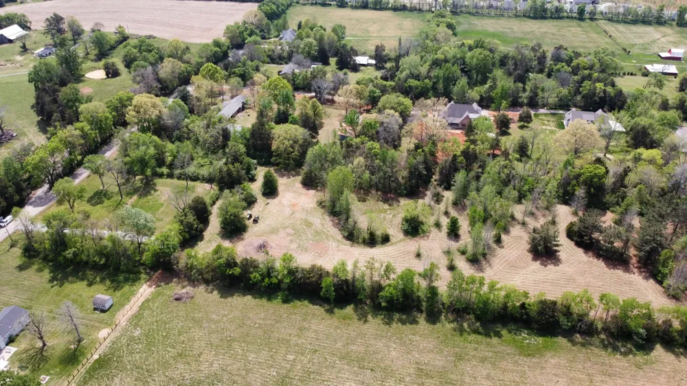 628 Burnett Rd Mount Juliet, TN 37122