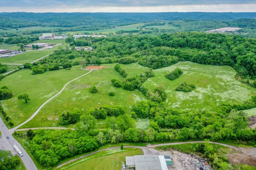 226 Jmz Dr Gordonsville, TN 38563