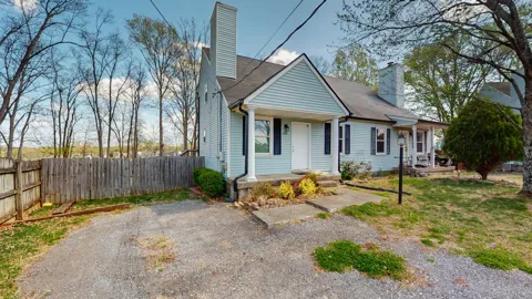 528 Debbie Dr
