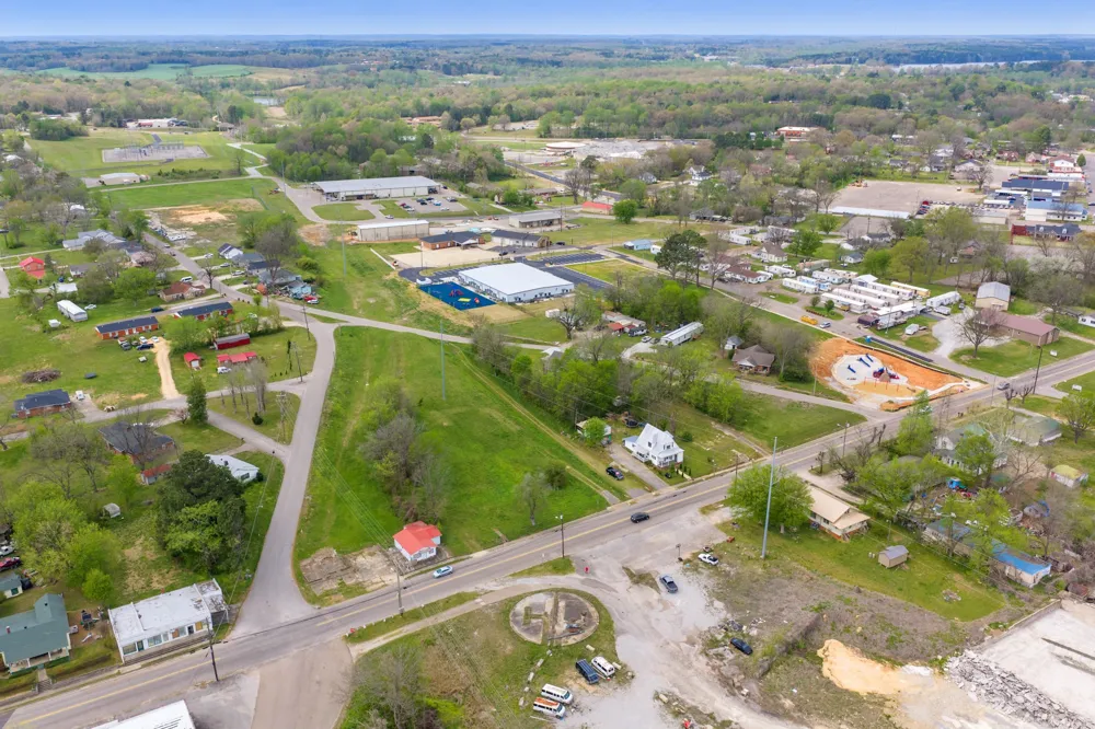 286 S Main St Lexington, TN 38351