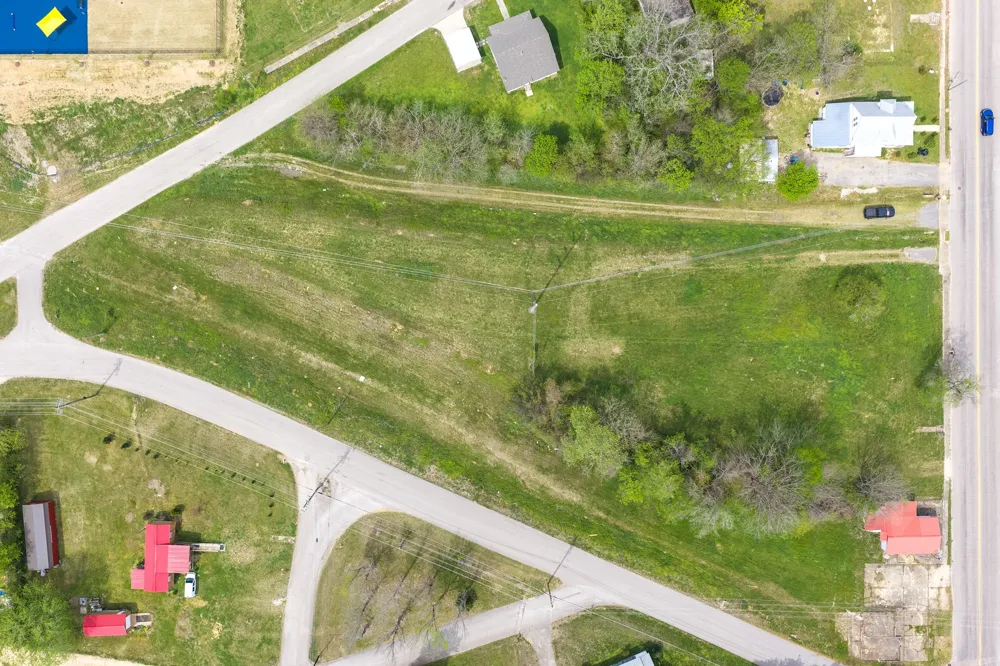 286 S Main St Lexington, TN 38351
