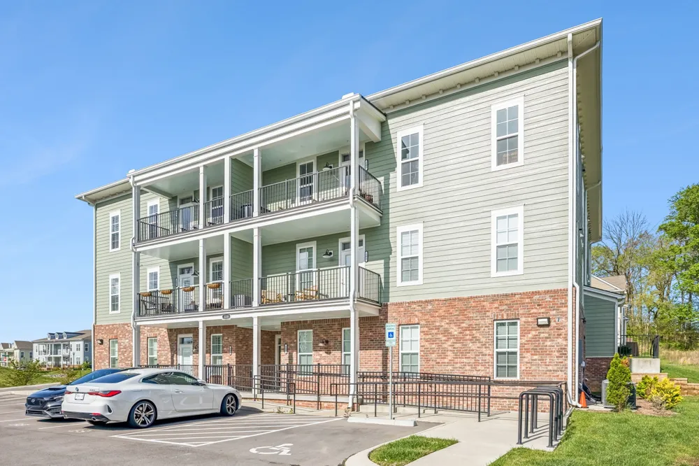 3220 Patcham Dr #204 Nolensville, TN 37135