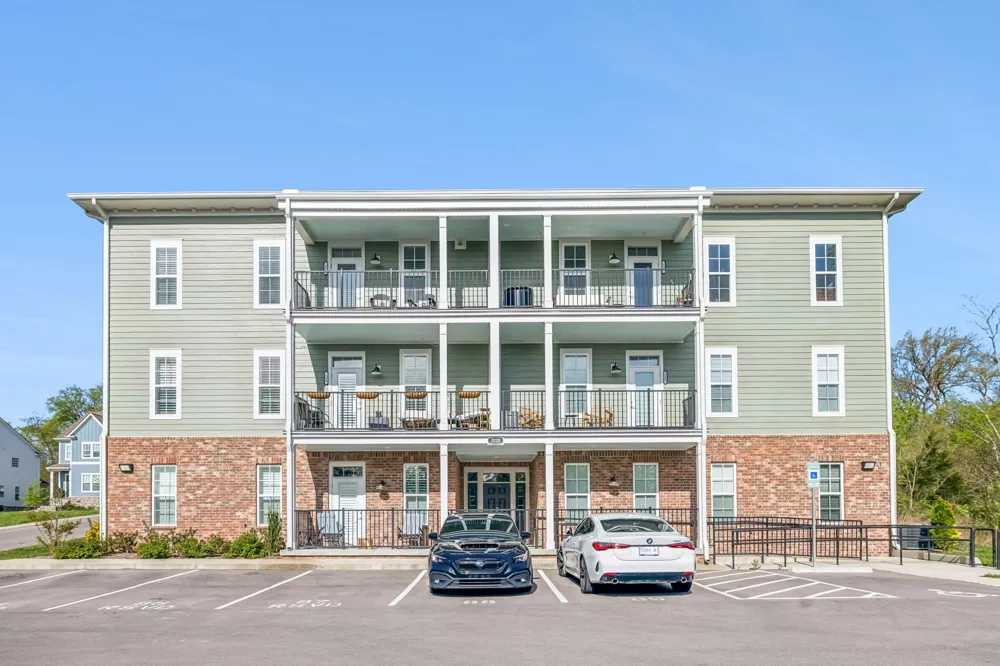3220 Patcham Dr #204 Nolensville, TN 37135