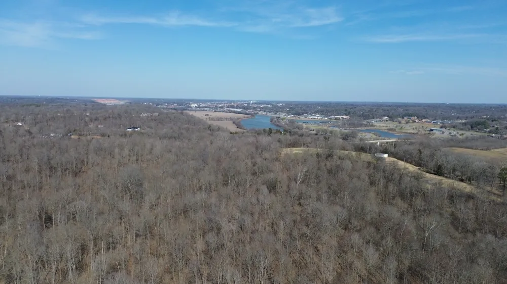 1200 River Rd Clarksville, TN 37040